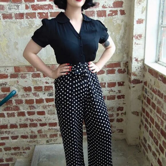 Seamstress of Bloomsbury Winnie Trousers in Navy Polka Dot NEW - Picture 3 of 4